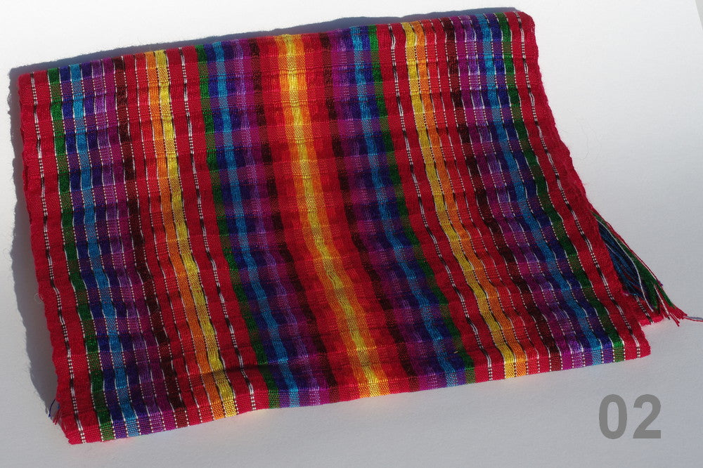 Schal aus Guatemala bunt gestreift 02