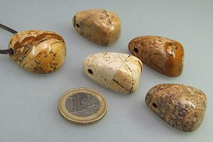 Halbedelstein - Trommelstein gebohrt, 1. Preiskategorie