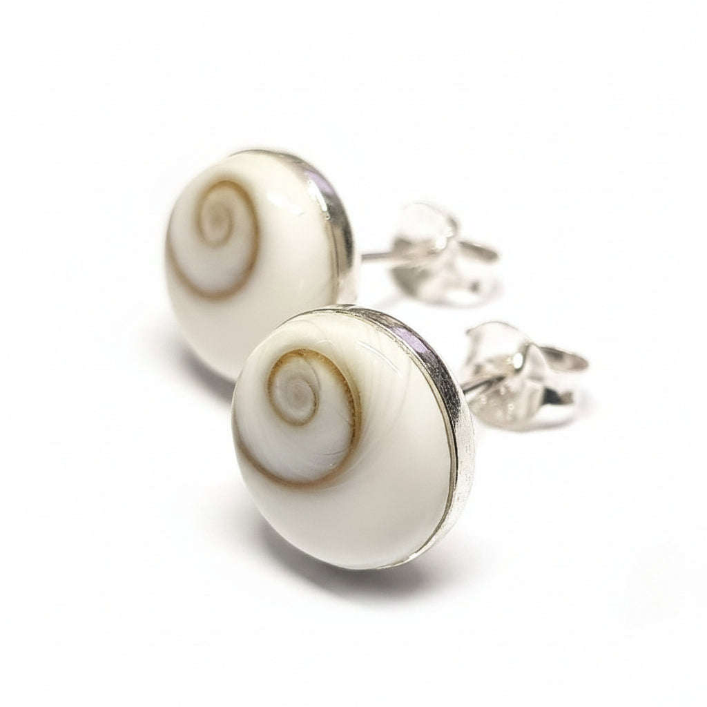 Ohrstecker aus Silber mit Muschelplatte in mini