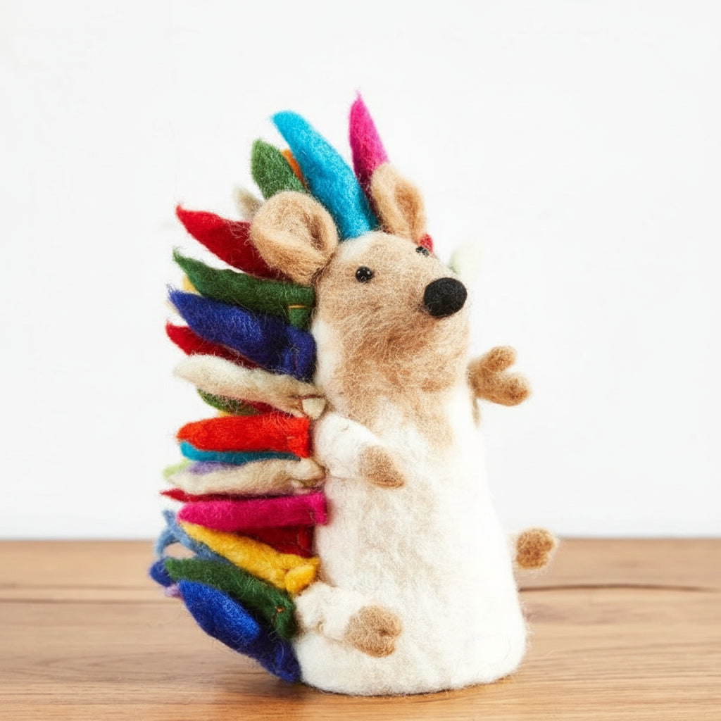 Filz-Eierwärmer Igel mit bunten Stacheln