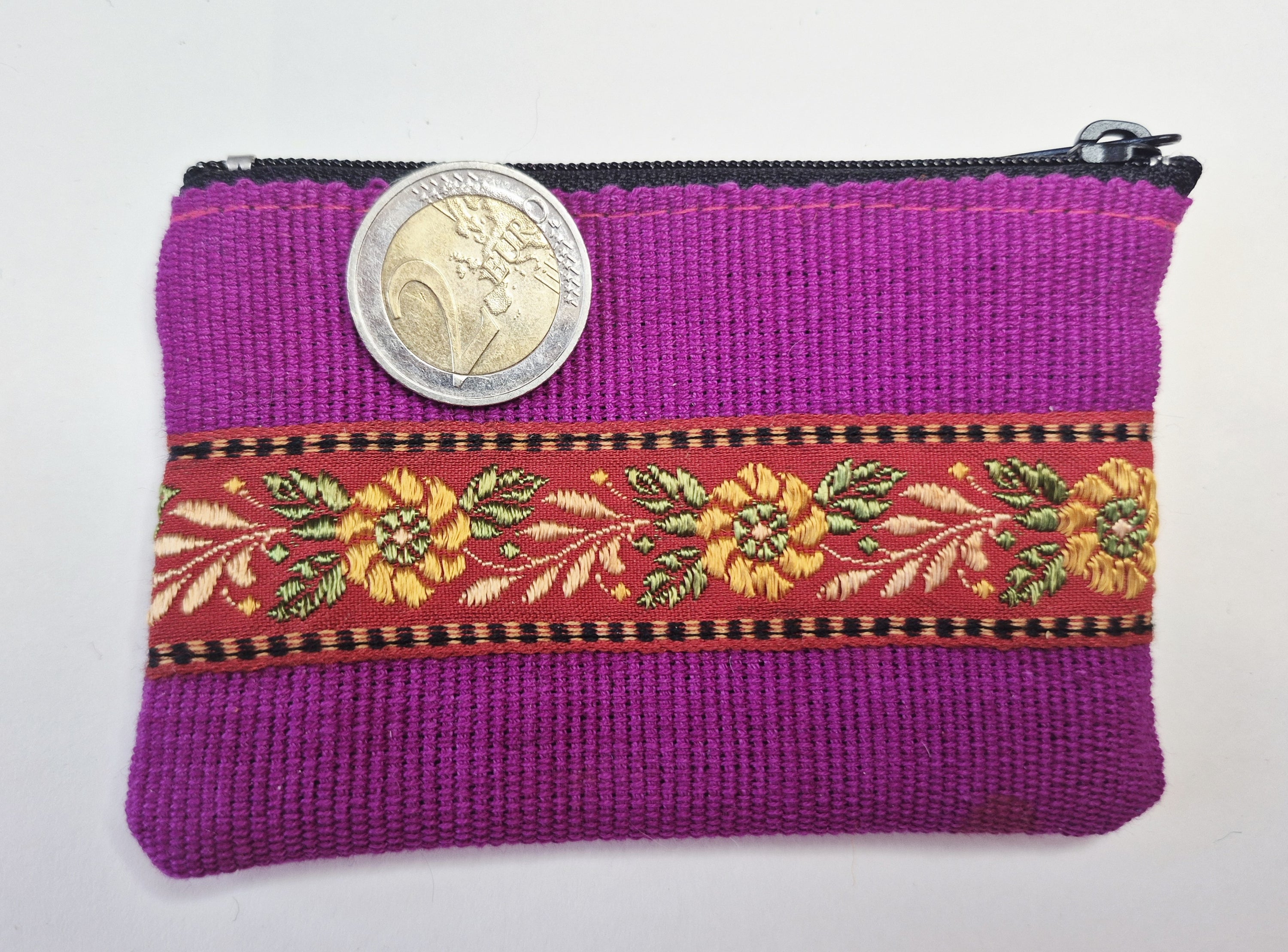Täschchen Lisa bordado – gefüttertes Baumwolletui mit Blütenborte 10 × 7,5 cm
