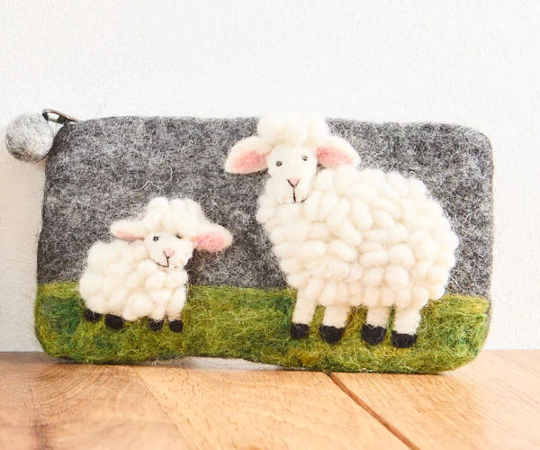 Filztäschchen Schaf mit Lamm