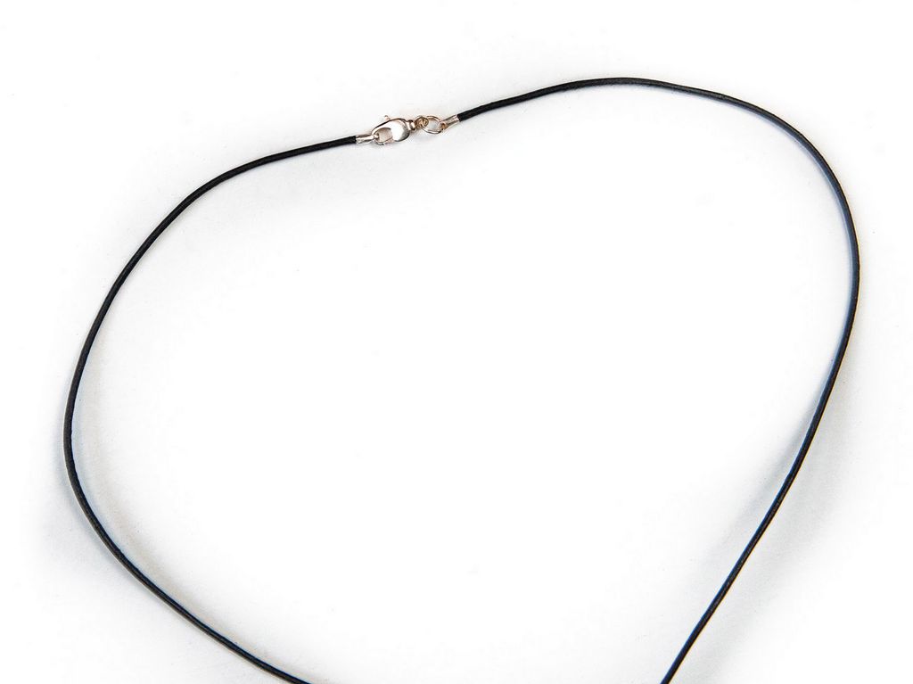 schwarzes Ziegenlederband fĂŒr Schmuck