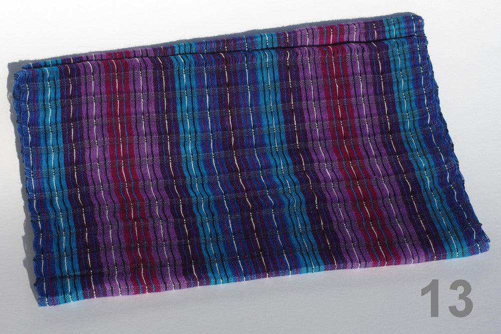 Guatemalaschal 13 blauviolett