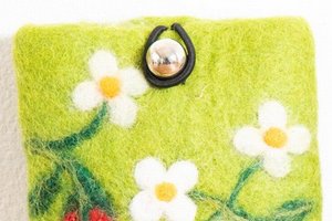 Smartphone-Täschchen "Erdbeere", Wollfilz
