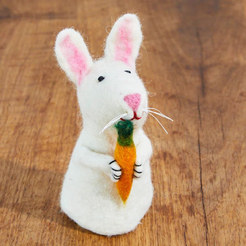 Filz-Eierwärmer Hase mit Karotte