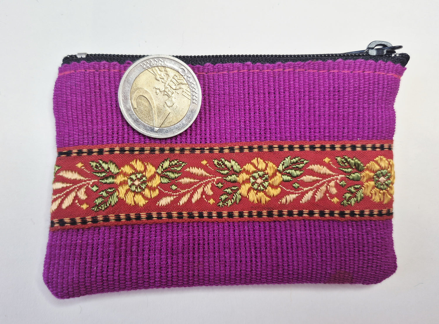 Täschchen Lisa bordado – gefüttertes Baumwolletui mit Blütenborte 10 × 7,5 cm
