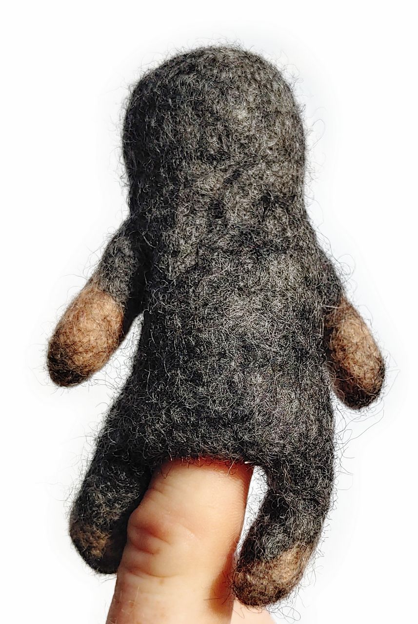 Filz-Fingerpüppchen Faultier, Rückseite