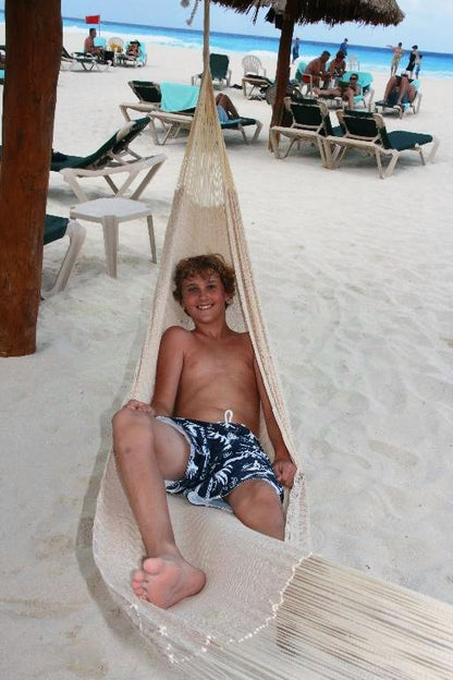 Mexi 1 naturweiß am Strand