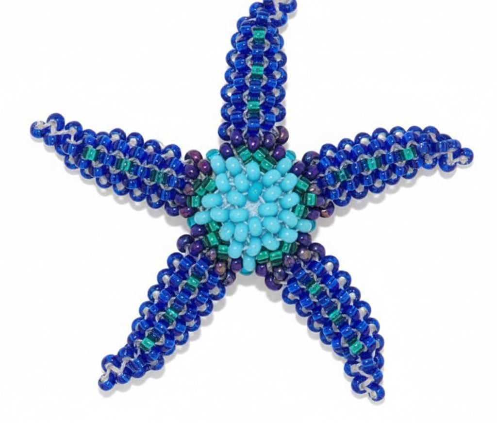 Schlüsselanhänger aus kleinen blauen Glasperlen mit Motiv Seestern