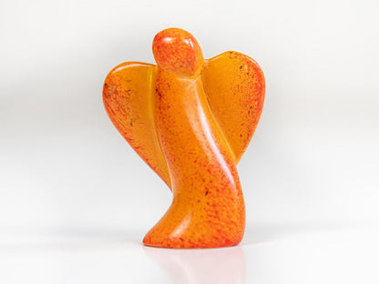 Engel aus Speckstein. orange