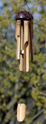Exotisches Windspiel Klangspiel Bambus und Kokosnuss 6 Röhren 30 cm Läng 