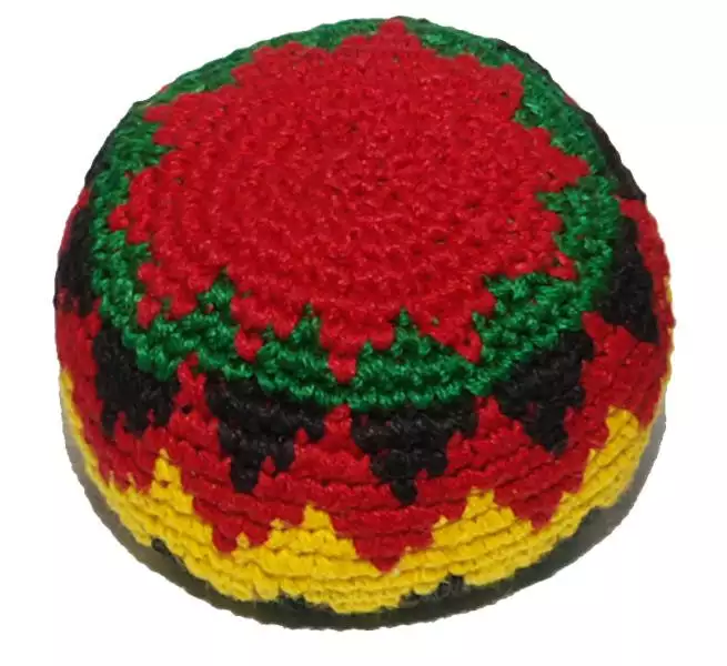 Jonglierball in Rastafarben